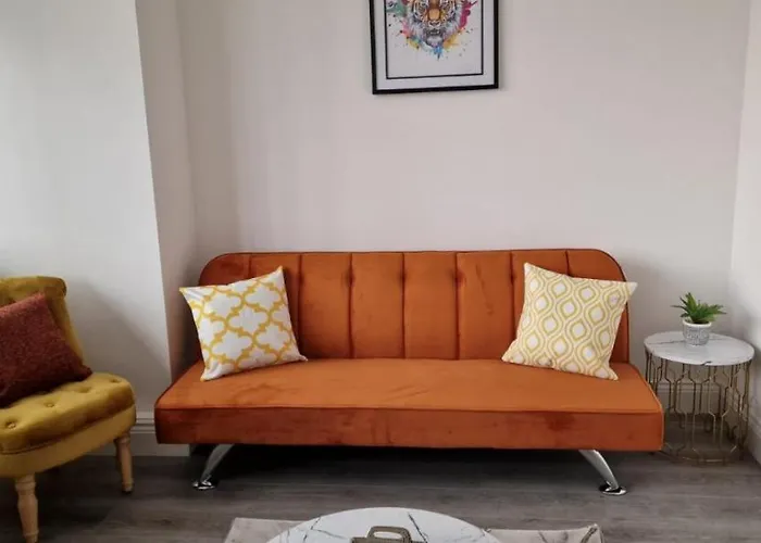 1 Bedroom Apartment - Flitwick - Contractor Friendly - Tourist Ready - Full Kitchen - Wifi - Smart Tv - Sofa Bed - Free Parking - Ideal For Short Or Long Stays
