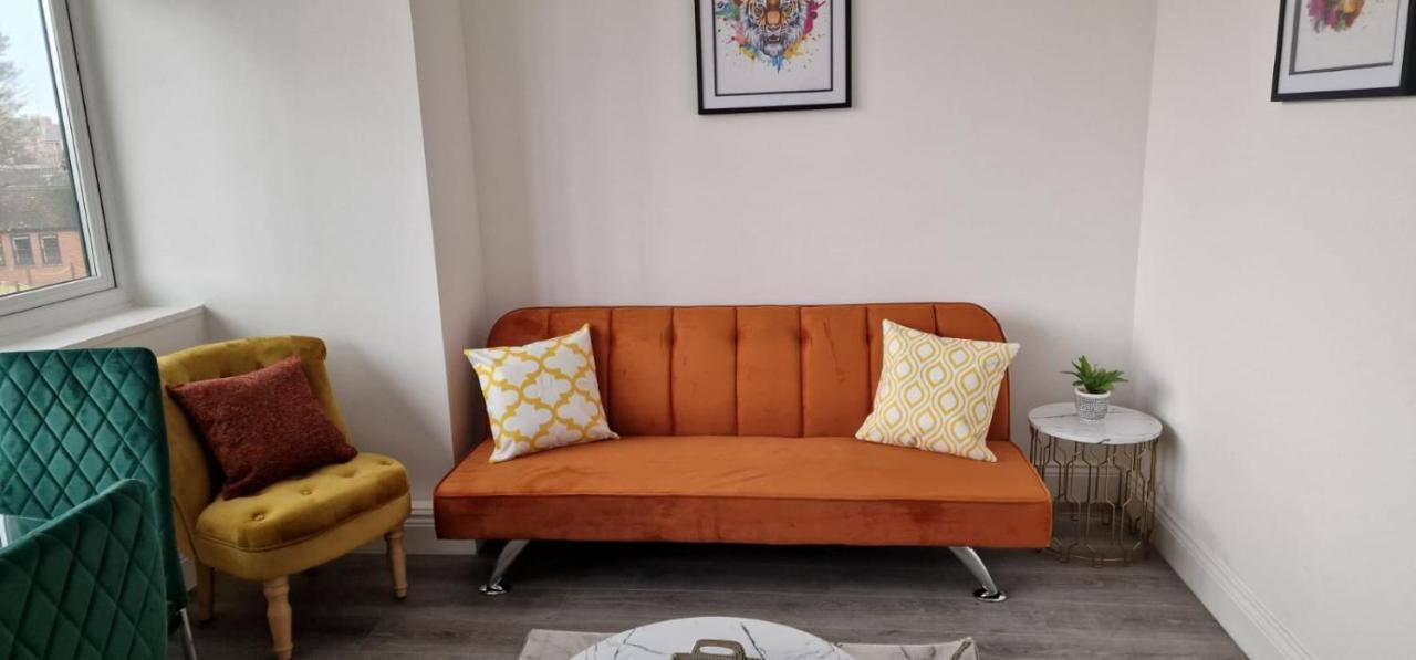 1 Bedroom - Flitwick - Contractor Friendly - Tourist Ready - Full Kitchen - Wifi - Smart Tv - Sofa Bed - Free Parking - Ideal For Short Or Long